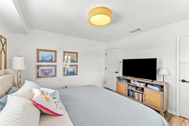 Building Photo - 4017 Triggerfish Dr
