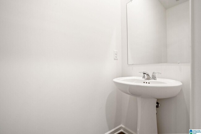 Building Photo - 2052 Gadwall Dr