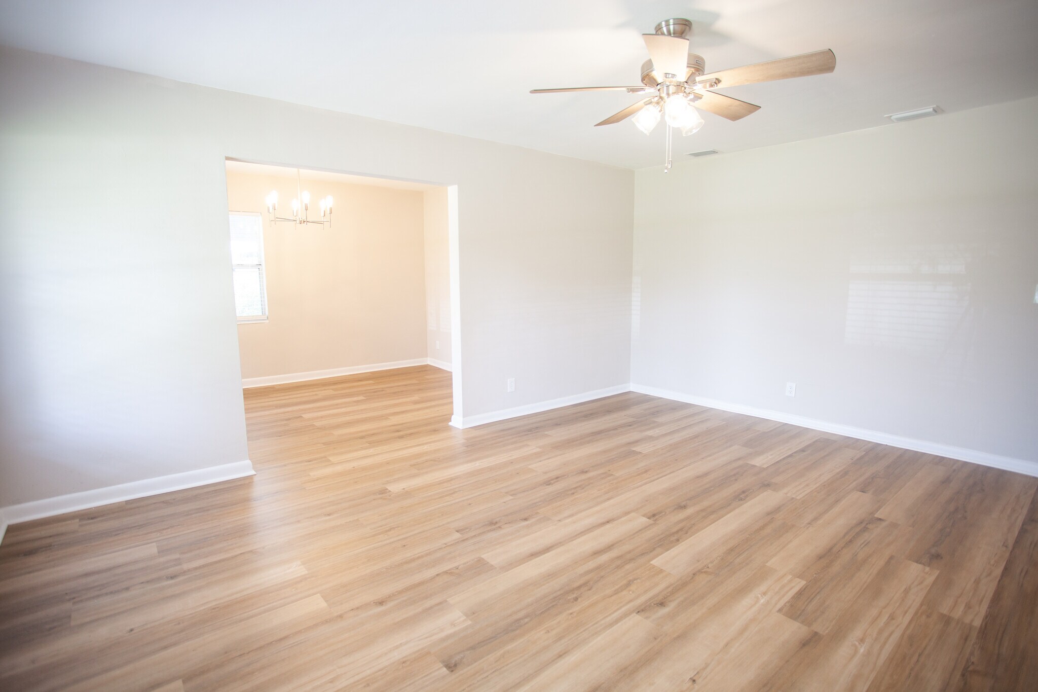 Building Photo - 1321 Stimson St