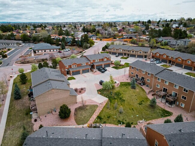 Building Photo - 2260 Covenant Heights