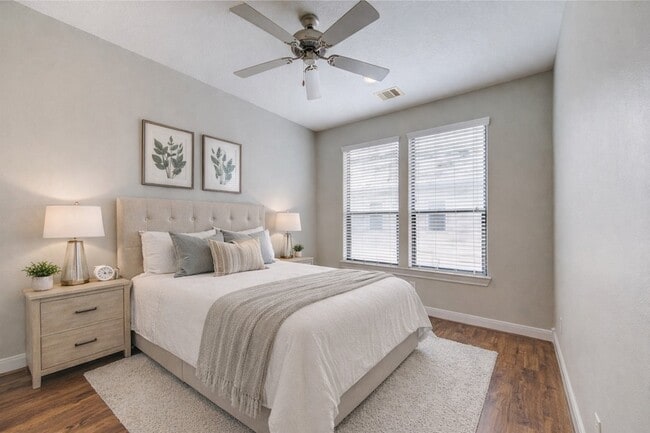 Building Photo - 1706 McDonald St