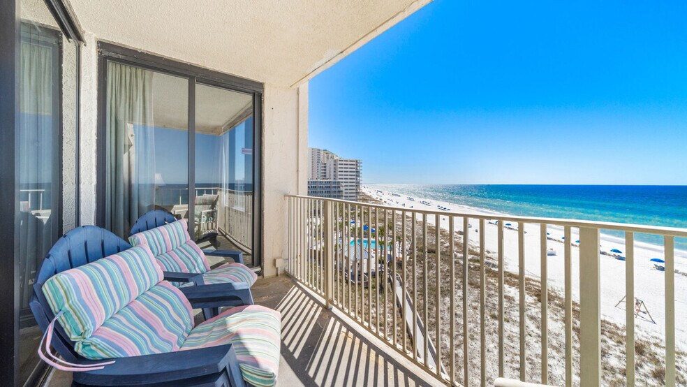 Building Photo - 7205 Thomas Dr