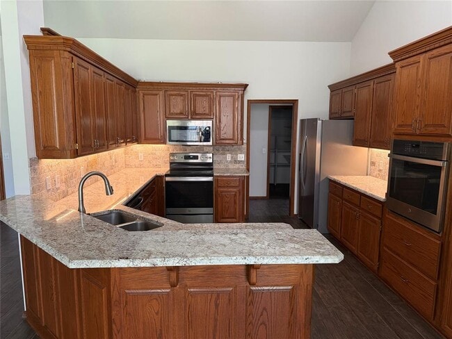 Building Photo - 4205 NW 146th Terrace