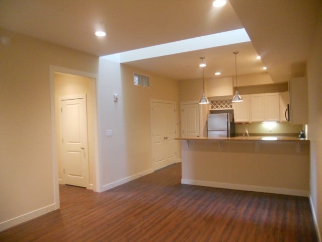 Building Photo - Abodes Downtown- KOT and Franklin