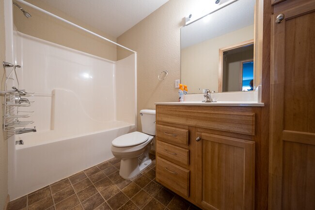 Building Photo - 16520 Tranquility Ct