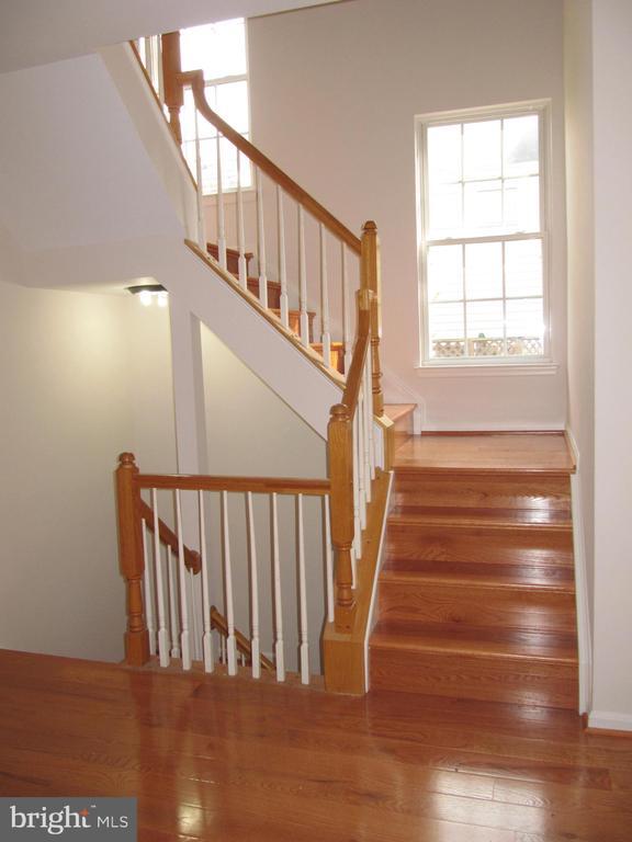 Building Photo - 11640 Fairfax Center Woods Tr