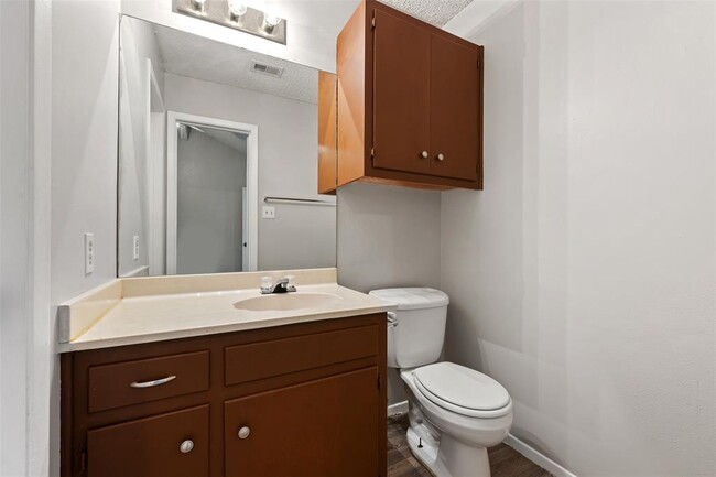 Building Photo - 1805 Rawhide Dr