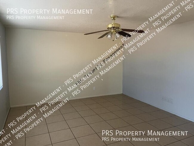 Building Photo - 47 N Maple-