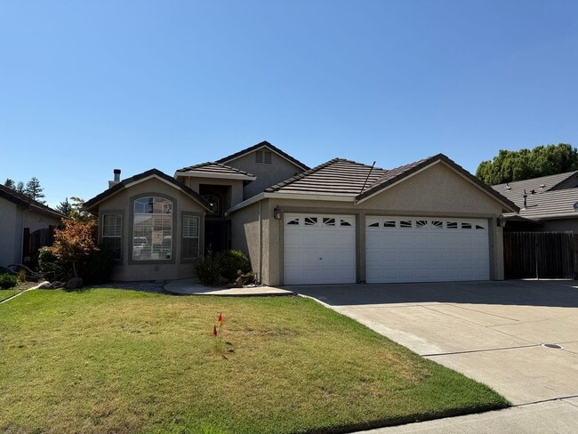 Primary Photo - 4-bedroom Single Story home in Ripon!