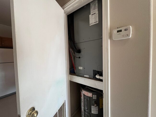 Building Photo - 3119 Galveston St