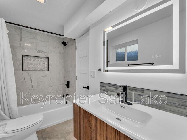 Building Photo - 7726 S 3500 E