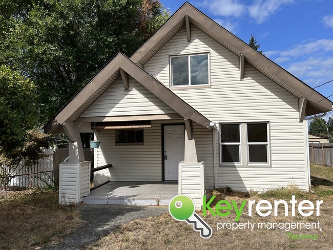 Primary Photo - Delightful 3Bed/1.5Bath Craftsman Home