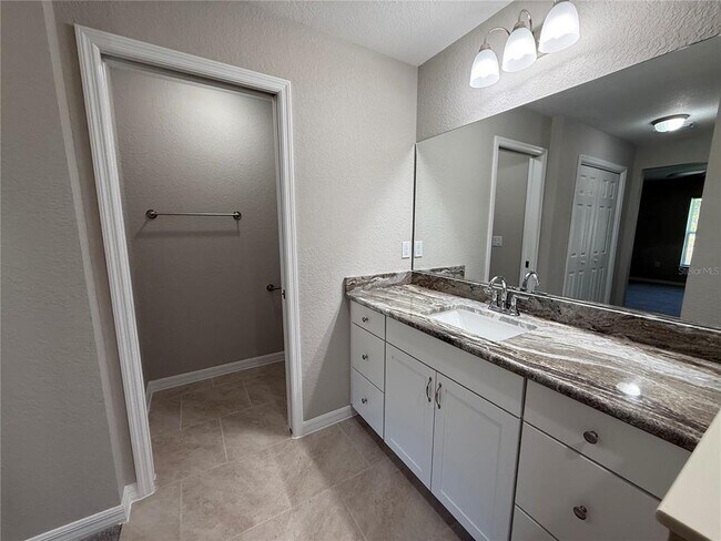 Building Photo - 10426 SW 133 Ave