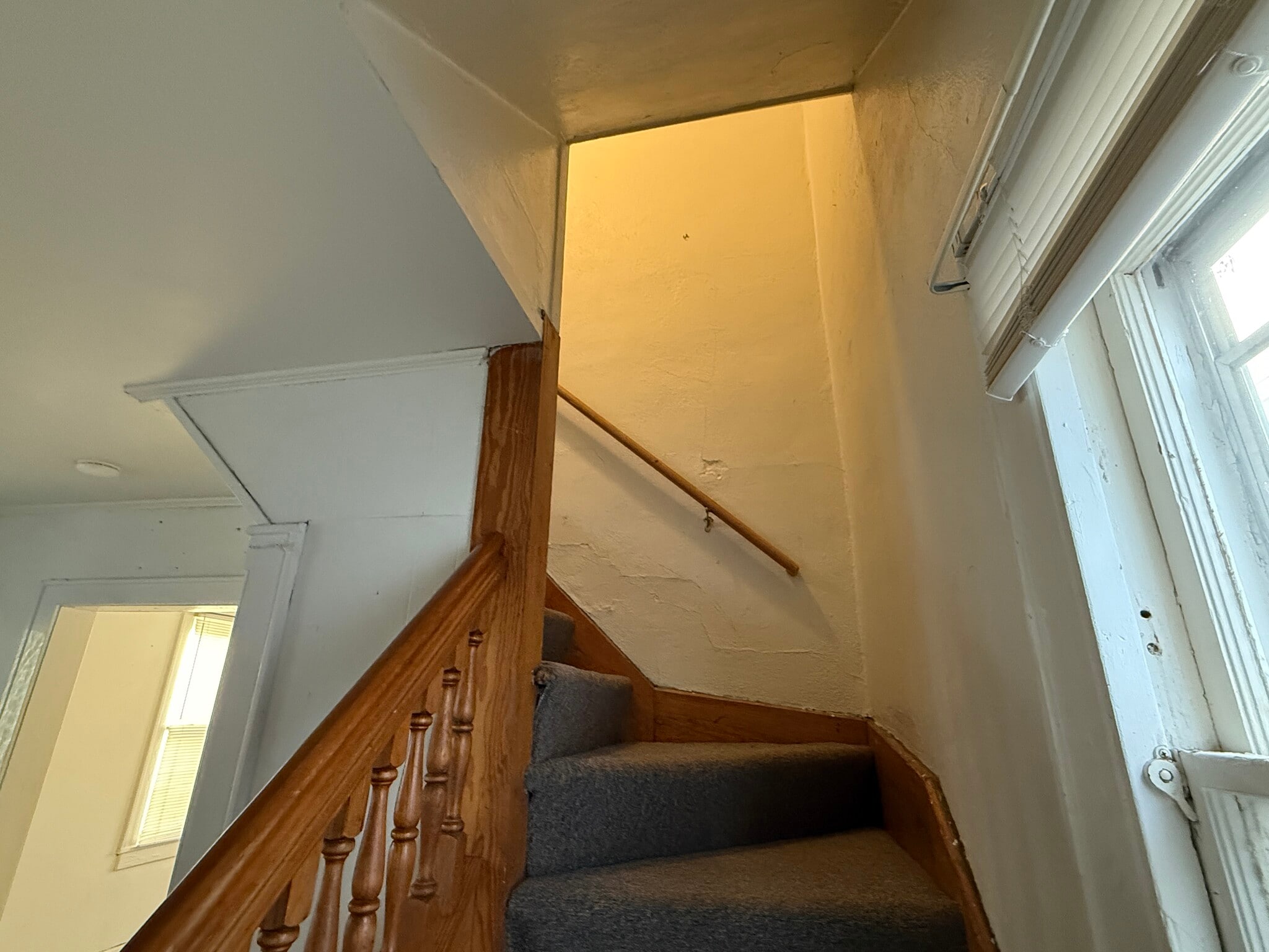 Building Photo - 222 N Dubuque St