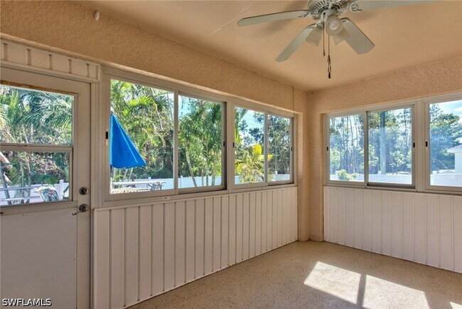 Building Photo - 25161 Killdeer Dr