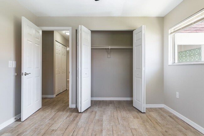 Building Photo - Newly Renovated, 2-Bed, 2-Bath, 2nd Floor Unfurnished Condo in Great Location