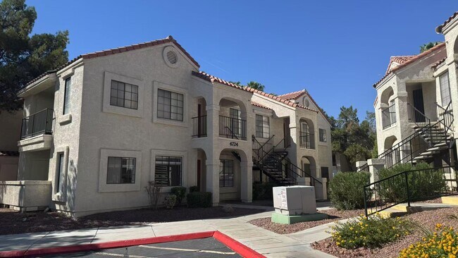 Primary Photo - 4724 Nara Vista Way