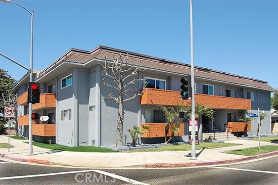 Primary Photo - 11825 National Blvd