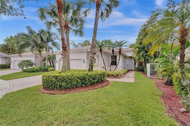 Building Photo - 2525 Bay Pointe Ct