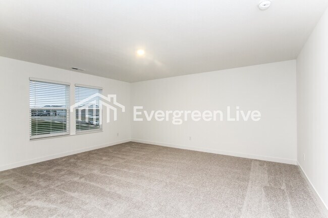 Building Photo - 3565 Cosmic Ct