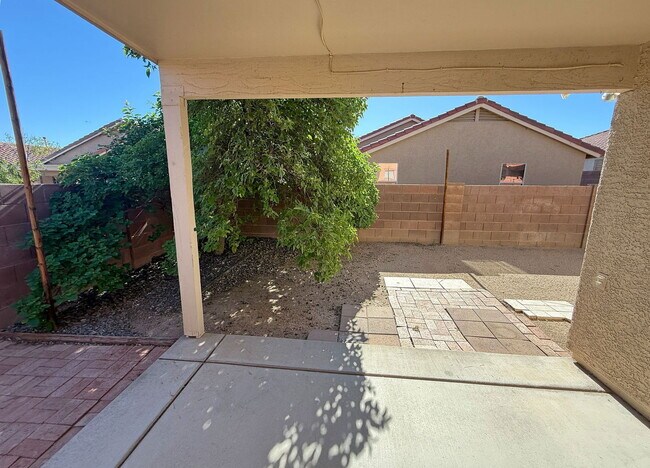 Building Photo - 3933 W Rock Basin Ln