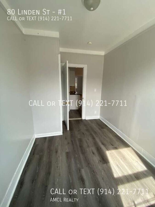 Building Photo - 80 Linden St