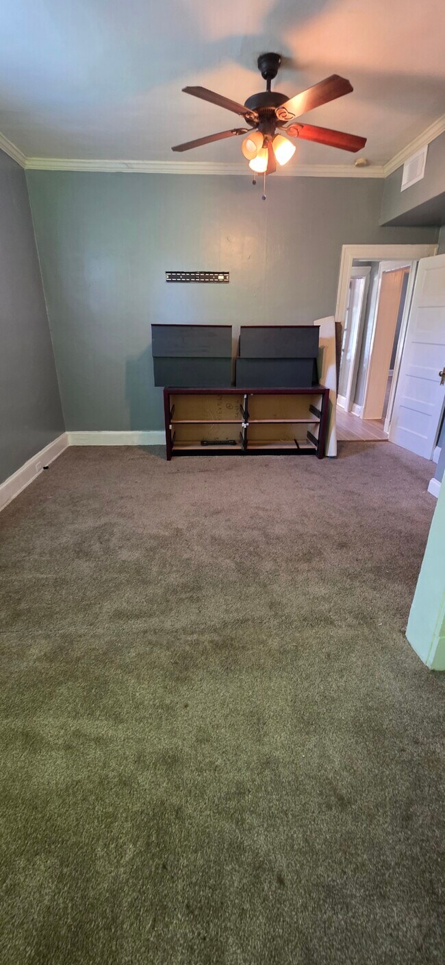 Building Photo - 3702 Chesholm Rd