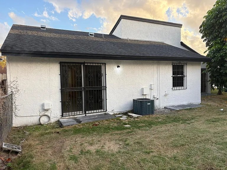 Building Photo - 12237 SW 210th St