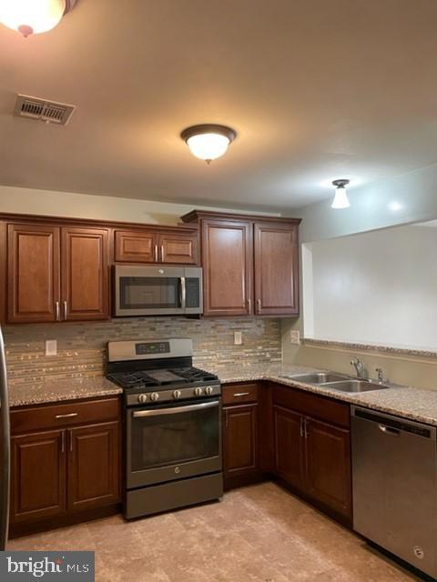 Building Photo - 141 Sparrow Rd