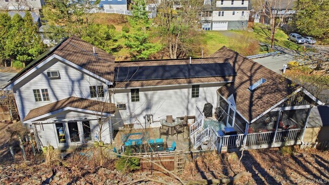 Building Photo - 24 Mountain Rd