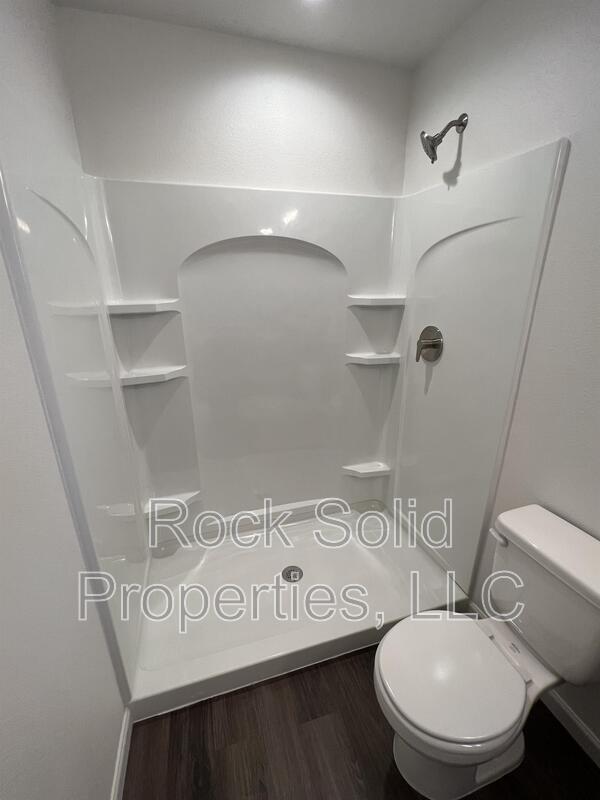 Building Photo - 1512 Danny Pl