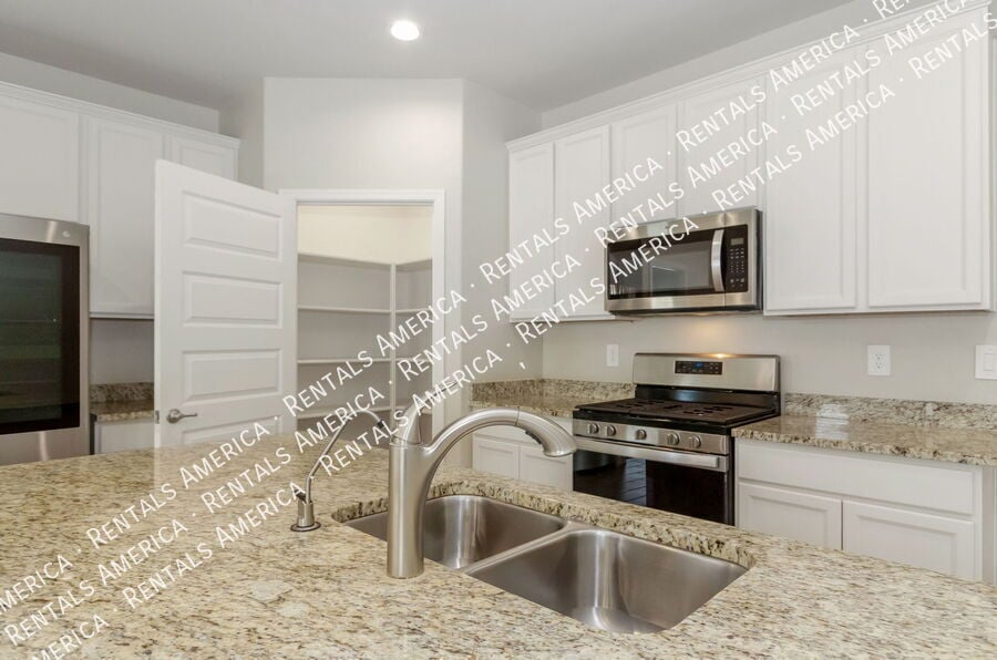 Building Photo - 10151 N Sand Sage Trail