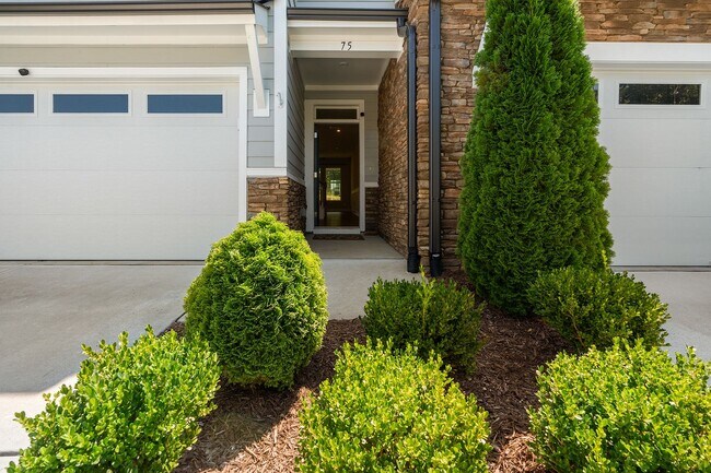 Building Photo - 75 Balfour Run