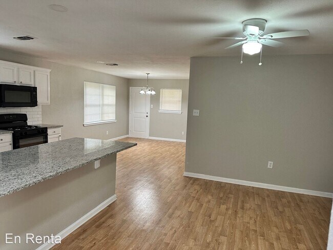 Building Photo - 4 br, 2 bath House - 241 Palomino Dr