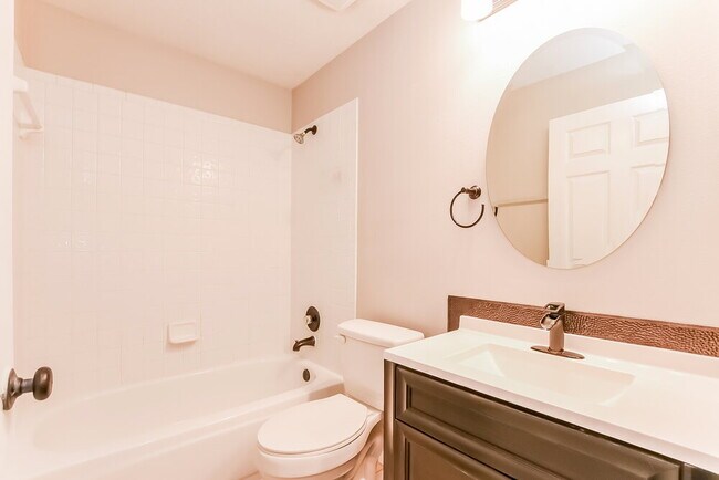 Building Photo - 4166 Shadow Creek Cir