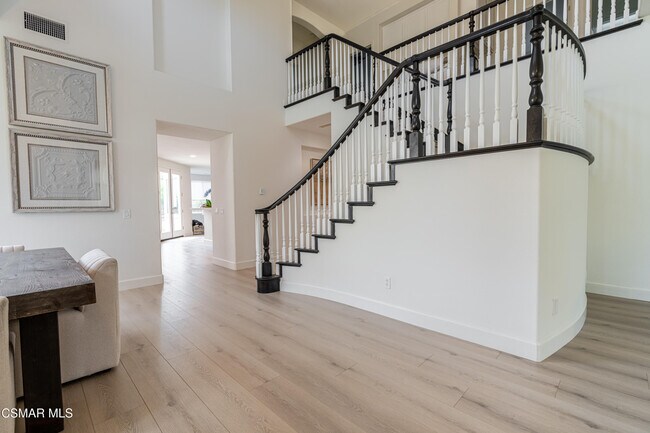 Building Photo - 5314 Via Dolores