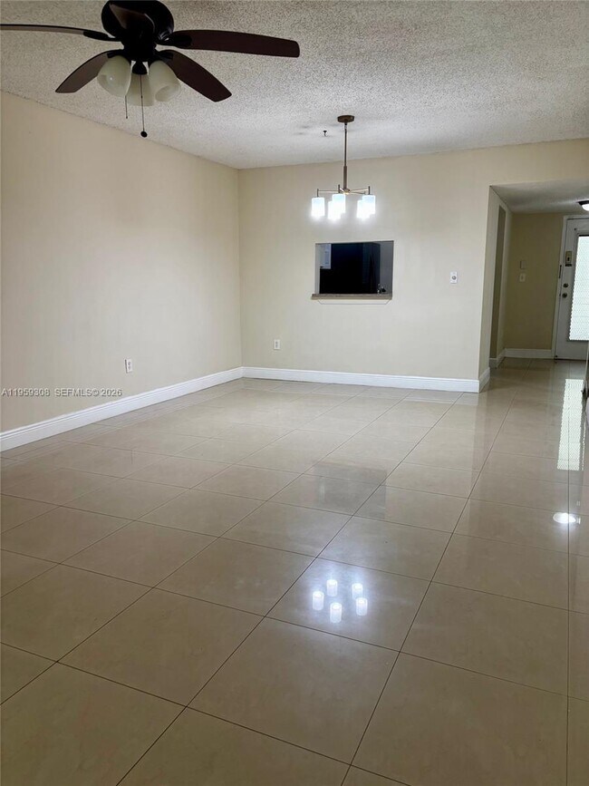 Building Photo - 1800 SW 81st Ave
