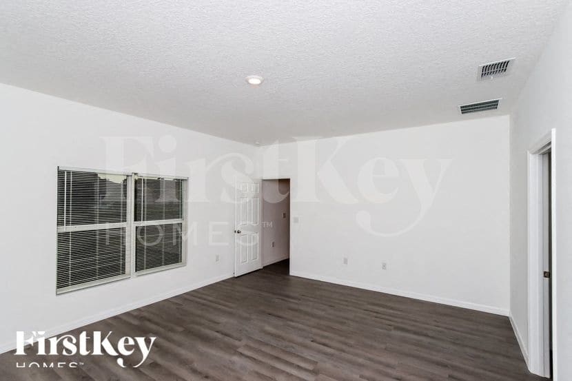 Building Photo - 1298 Ginza Rd NW