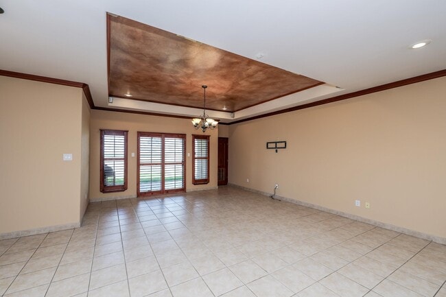 Building Photo - 6514 Grande Bay