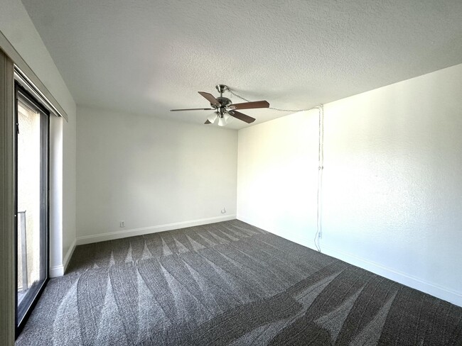 Building Photo - 354 Lake Arbor Dr