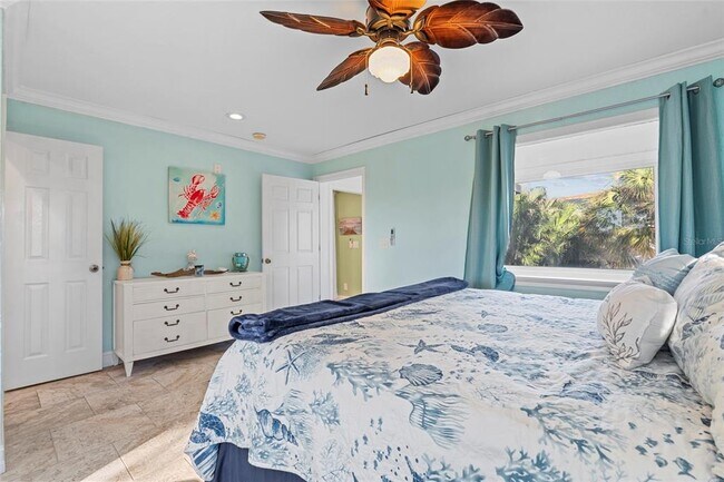 Building Photo - 284 44th Ave