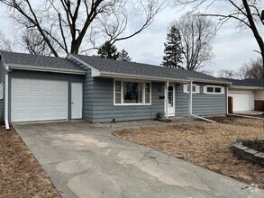 Building Photo - 1706 Clark Ave