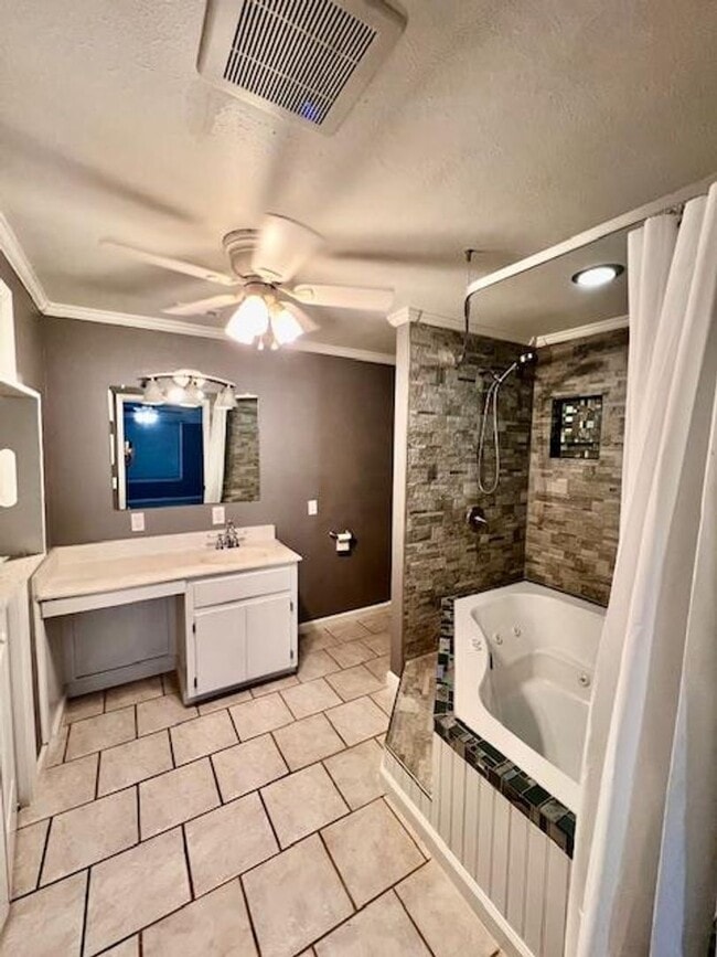 Building Photo - Westwood Subdivision / Rockdale, TX / 4 bedrooms / One Story