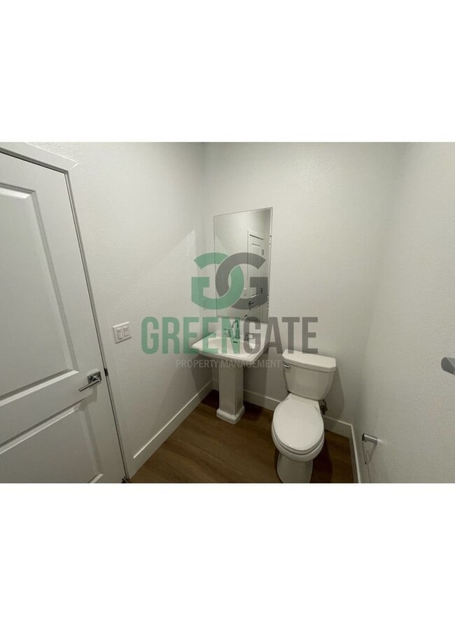 Building Photo - New Build in Tracy Hills!! 4 Bedroom 2.5 Bath AVAILABLE NOW!!