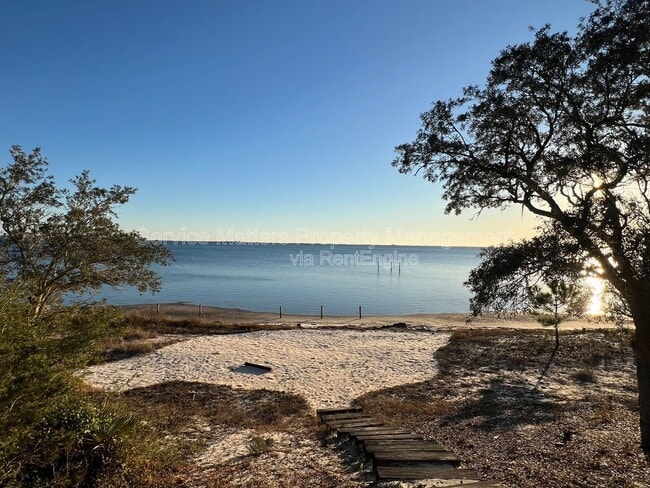 Building Photo - 1708 Briza Del Mar Dr