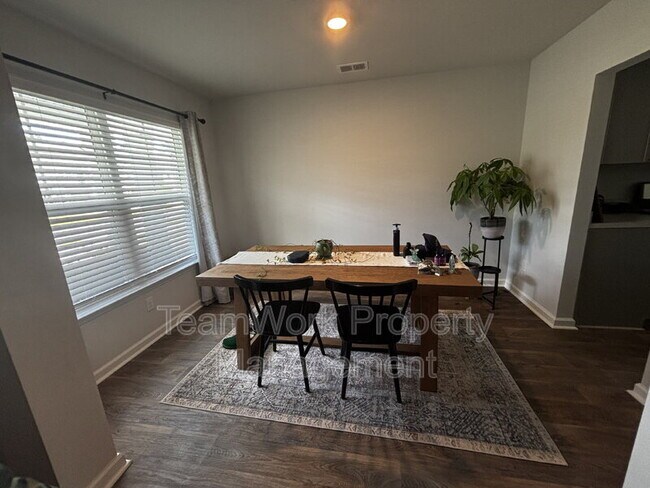 Building Photo - 231 Cozy Brook Ct