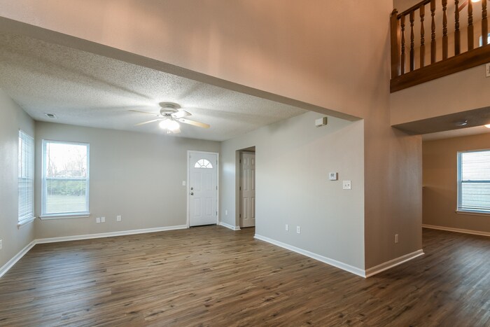 Building Photo - 10823 Sterling Apple Dr