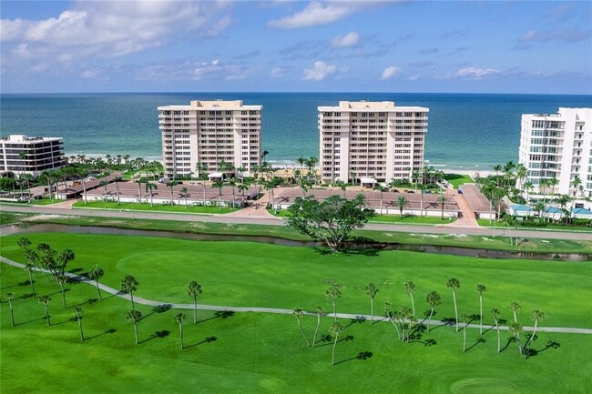 Building Photo - 601 Longboat Club Rd