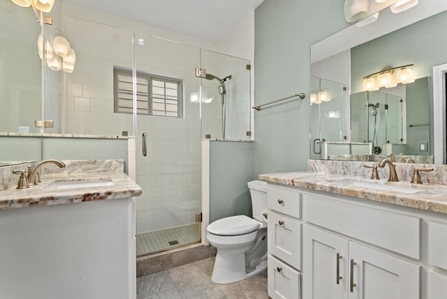 Building Photo - 7036 W 43rd St