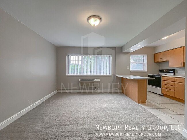Building Photo - 319 San Juan Dr